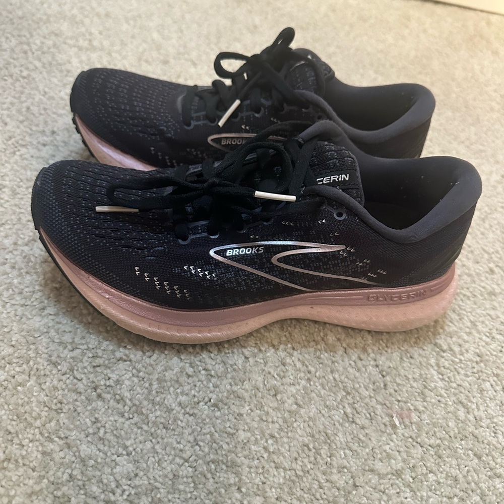 Brooks Women's Black & Pink Running Shoes - Glycerin Sz. 6.5